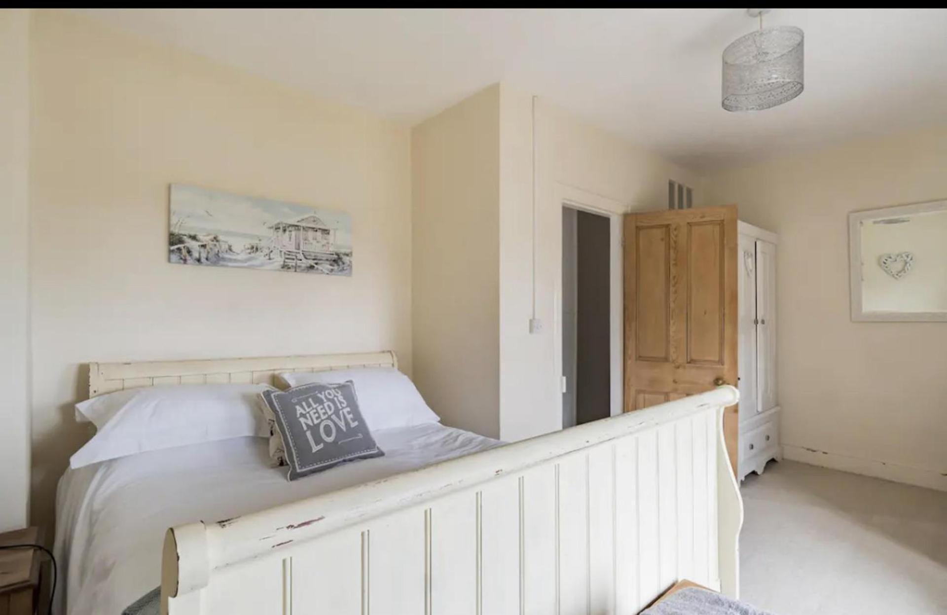 Beautiful Sea Front Cottage In The Ocean City Plymouth Exteriör bild